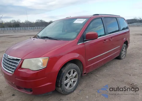 2010 Chrysler Town & Country Touring from USA, damaged, VIN 2A4RR5D1XAR243300